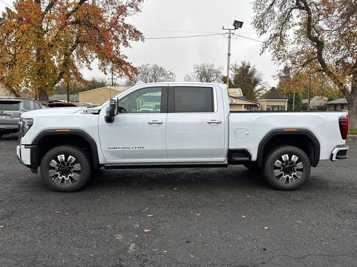 2026 GMC Sierra 2500 Denali