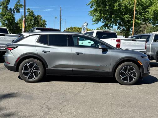 Sterling Gray Metallic 2026 Chevrolet Equinox EV LT
