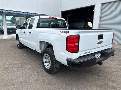 Summit White 2019 Chevrolet Silverado 1500 WT
