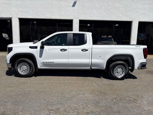 Summit White 2025 GMC Sierra 1500 Pro