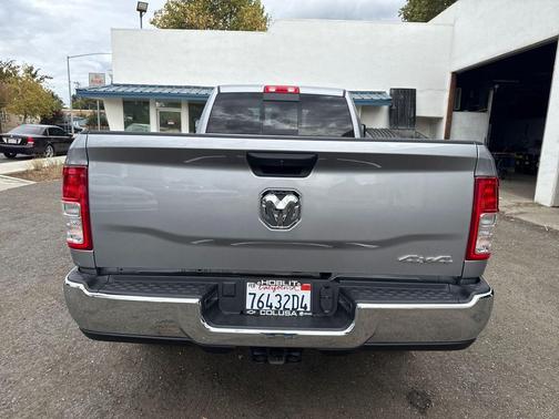 2024 RAM 2500 Tradesman Crew Cab 4x4 8' Box