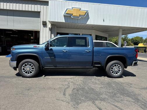 2025 Chevrolet Silverado 3500 LTZ