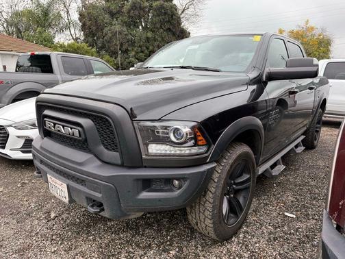 2022 RAM 1500 Classic Warlock Crew Cab 4x4 5'7' Box