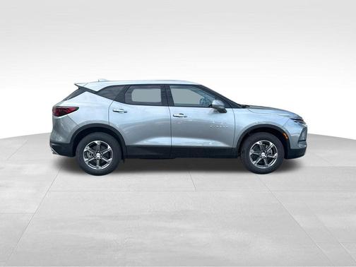 Sterling Gray Metallic 2026 Chevrolet Blazer 2LT