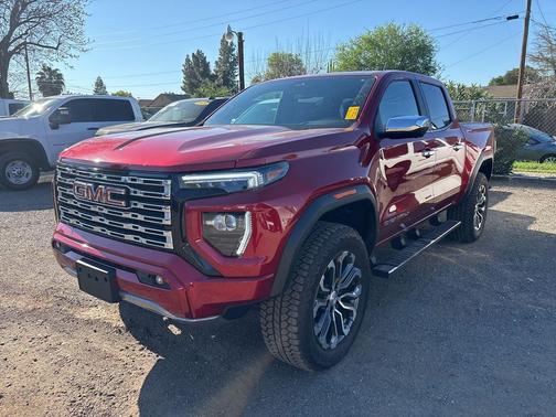 2025 GMC Canyon Denali