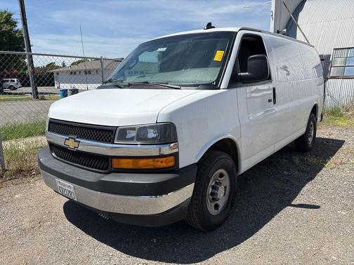 Summit White 2022 Chevrolet Express 2500 Work Van