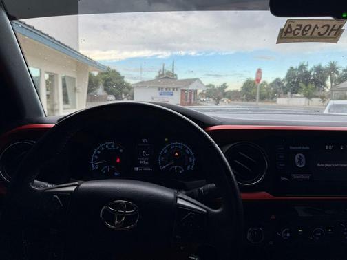 2017 Toyota Tacoma TRD Sport