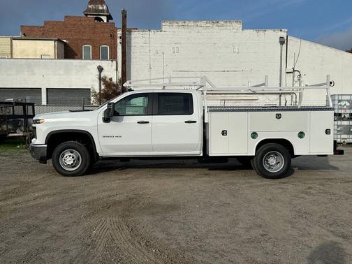 2026 Chevrolet Silverado 3500 WT