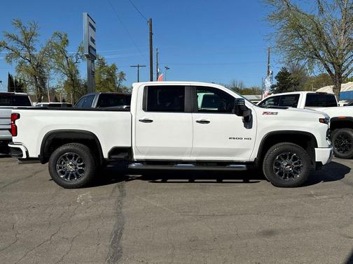 2026 Chevrolet Silverado 2500 LT
