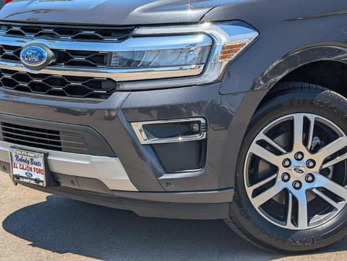 Dark Matter Gray Metallic 2024 Ford Expedition Limited