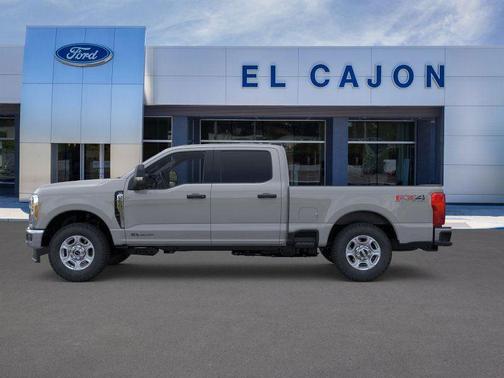 Avalanche 2026 Ford F-250 XLT