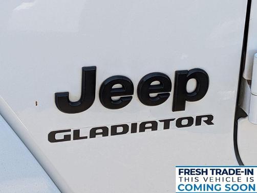Bright White Clearcoat 2022 Jeep Gladiator Sport