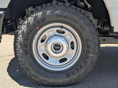 Oxford White 2026 Ford F-250 XL