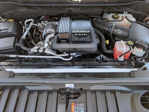 Summit White 2023 Chevrolet Silverado 1500 LT Trail Boss