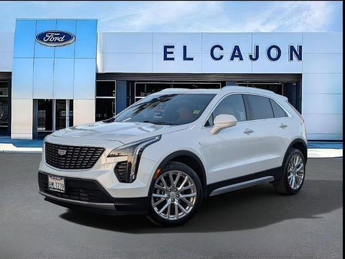 Crystal White Tri-Coat 2019 Cadillac XT4 Premium Luxury