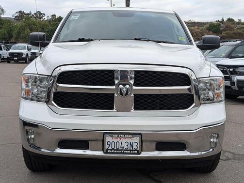 Bright White Clearcoat 2022 RAM 1500 Classic Tradesman