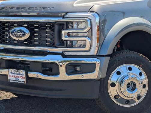 Carbonized Gray 2026 Ford F-450 Lariat