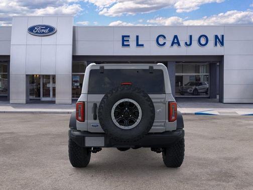 Avalanche Gray 2026 Ford Bronco Badlands