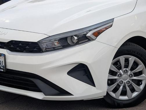 Clear White 2024 Kia Forte LX