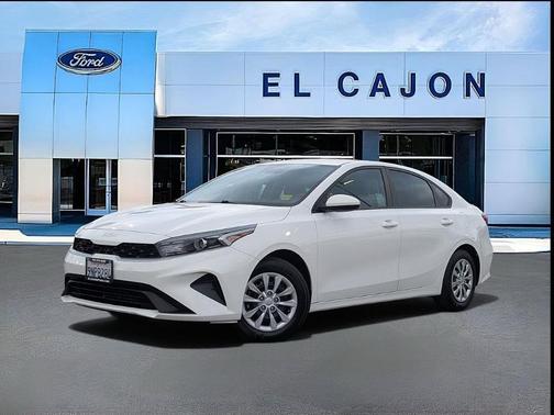 Clear White 2024 Kia Forte LX