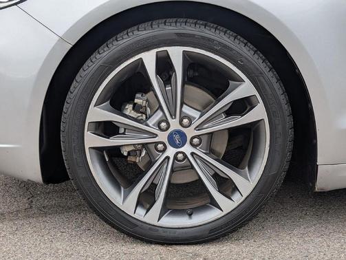 Iconic Silver Metallic 2020 Ford Fusion Titanium