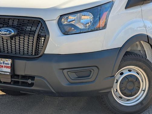Oxford White 2025 Ford Transit-150 150