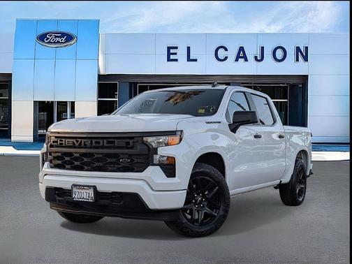 Summit White 2024 Chevrolet Silverado 1500 Custom