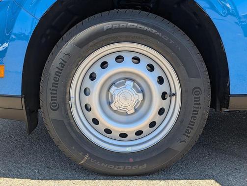 Velocity Blue 2026 Ford Maverick XL