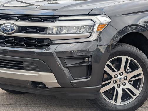 Dark Matter Metallic 2022 Ford Expedition Max XLT