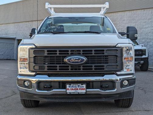 Oxford White 2024 Ford F-350 XL