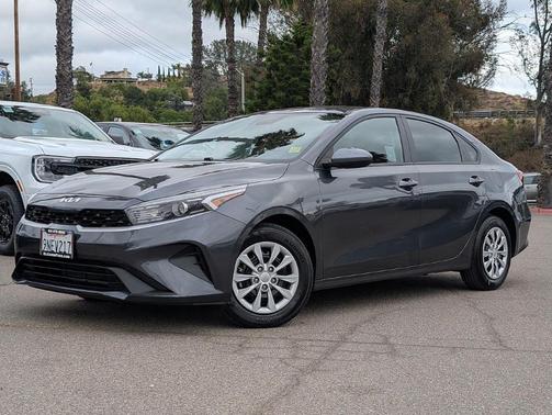 Gravity Gray 2024 Kia Forte LX