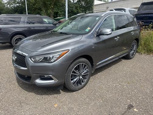2019 INFINITI QX60 LUXE