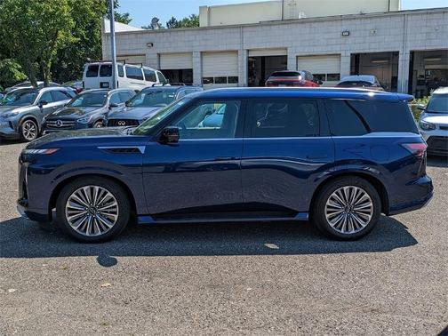 2025 INFINITI QX80 SENSORY