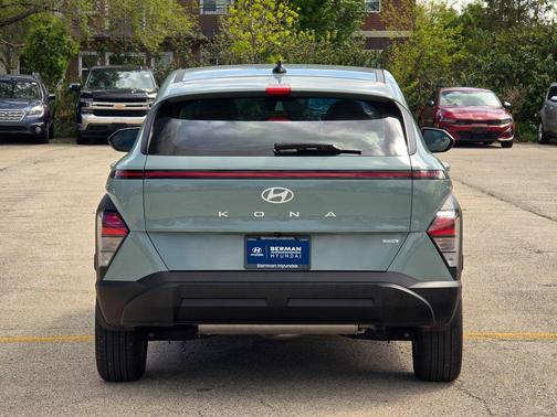 Mirage Green 2024 Hyundai KONA SE