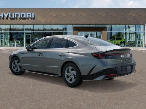 Portofino Gray 2026 Hyundai SONATA SE