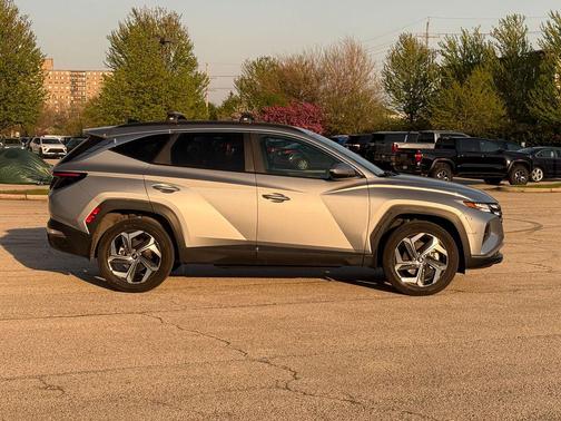 Shimmering Silver 2022 Hyundai TUCSON SEL