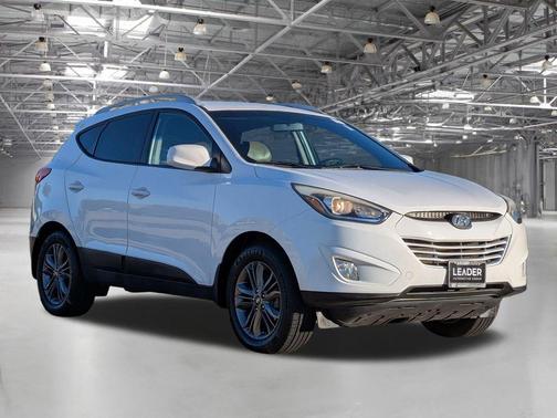2015 Hyundai TUCSON SE
