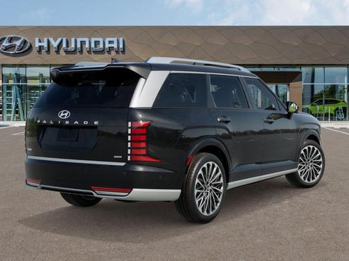 Abyss Black Pearl 2026 Hyundai Palisade Hybrid Calligraphy
