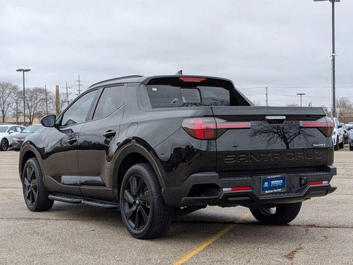 Phantom Black 2024 Hyundai SANTA CRUZ NIGHT