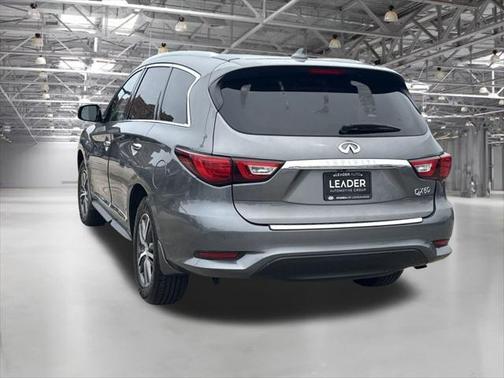 2017 INFINITI QX60 Base