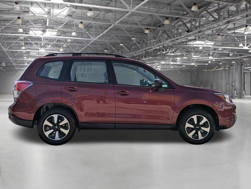 2017 Subaru Forester 2.5i