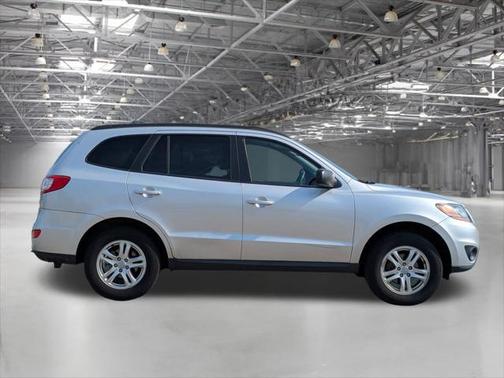 2011 Hyundai SANTA FE GLS