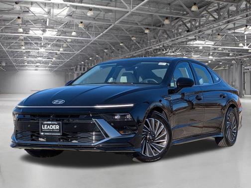 2024 Hyundai SONATA Hybrid Limited