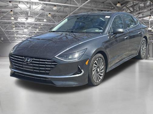 2022 Hyundai SONATA Hybrid Limited