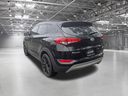 2017 Hyundai TUCSON Night