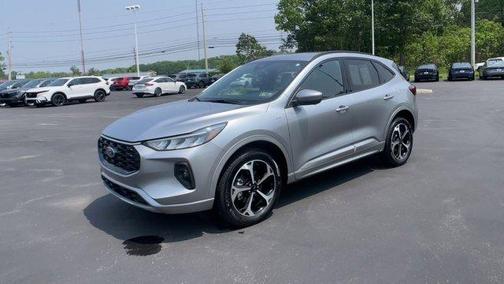 2023 Ford Escape ST-Line Select