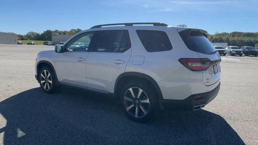 2024 Honda Pilot Touring