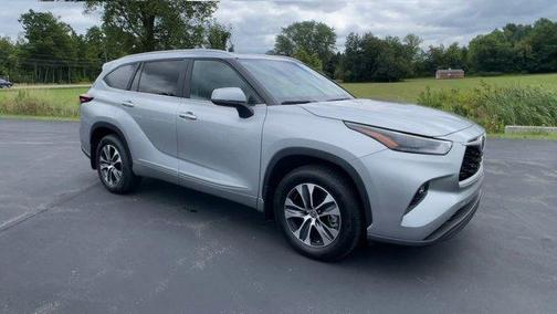 2024 Toyota Highlander XLE