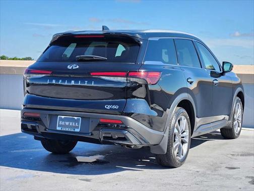 2024 INFINITI QX60 Luxe