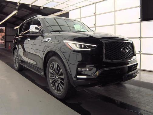 2024 INFINITI QX80 SENSORY AWD